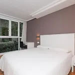 Ulia Apartments- Garden Boutique & 1 Free Parking Space Appartamento