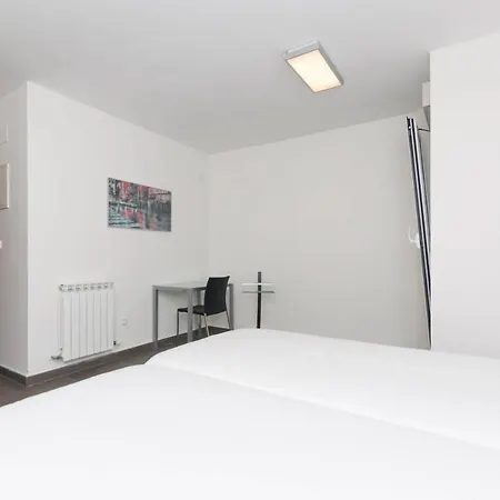 Ulia Apartments- Garden Boutique *