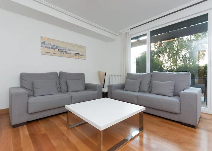 Ulia Apartments- Garden Boutique Апартаменты *