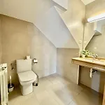 아파트 Ulia Apartments- Garden Boutique & 1 Free Parking Space
