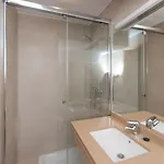아파트 Ulia Apartments- Garden Boutique & 1 Free Parking Space
