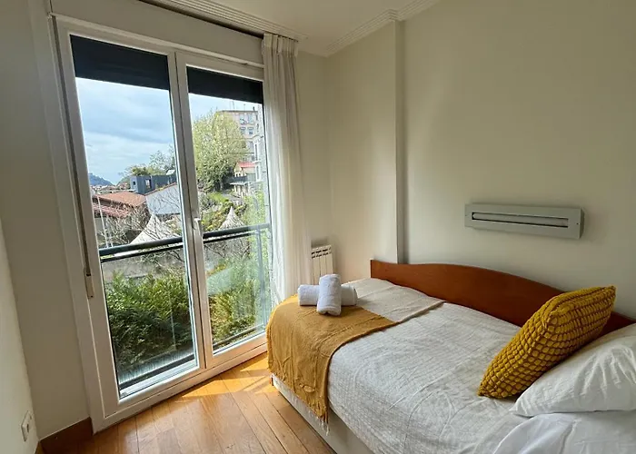 דירה Ulia Apartments- Garden Boutique