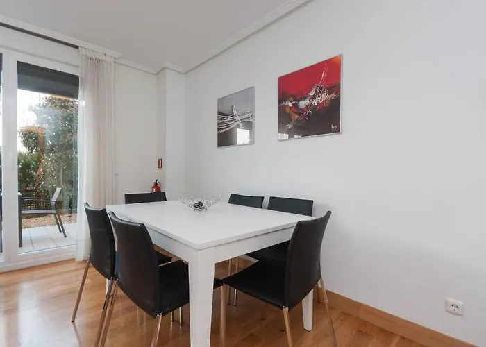 Ulia Apartments- Garden Boutique Appartement *