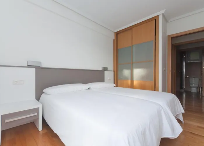 Ulia Apartments- Garden Boutique Апартаменти